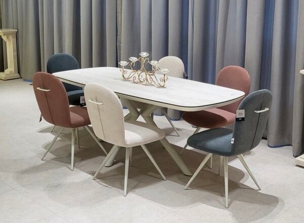 Ensemble de salle à manger élégant
