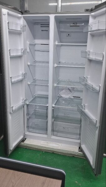 518 liters standing side by side fridge freezer dark grey