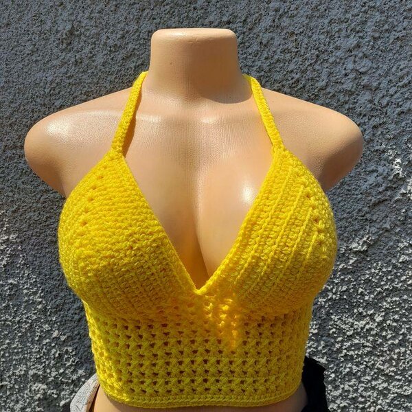 Top crochet coloré femme