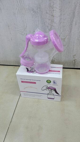 Beast pump  and baby bottle wormer with 2bottles