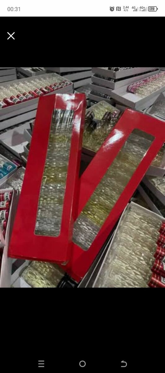 Coffret de Parfums et essences