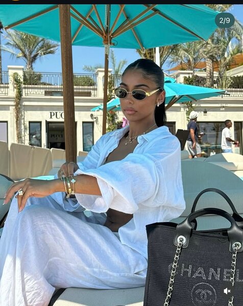 Tenue de plage blanche élégante