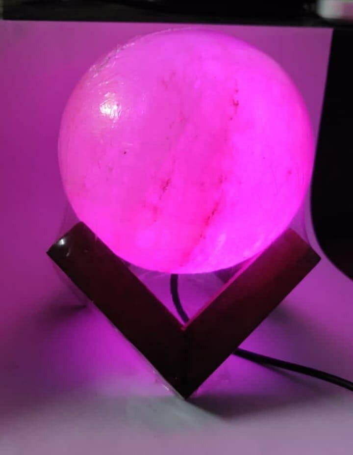 Himalayan Salt Moon Wooden Cottage Design with Multi