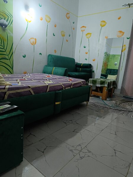 Lit double confortable en velours