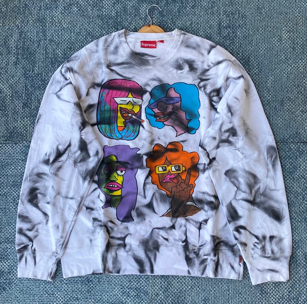 Thrift-Sweatshirt