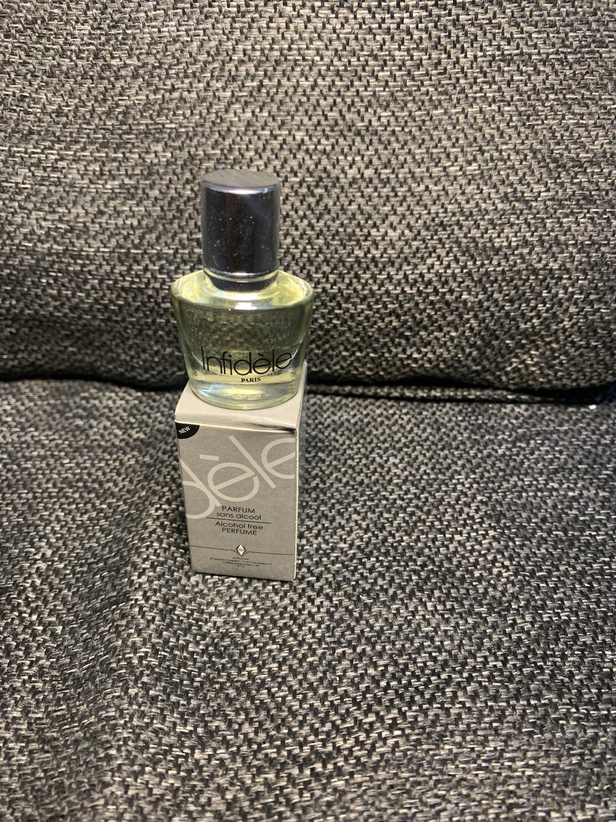 Parfum Infidel - Élégance Intemporelle