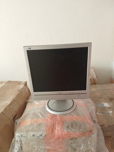 Moniteur LCD 19 pouces
