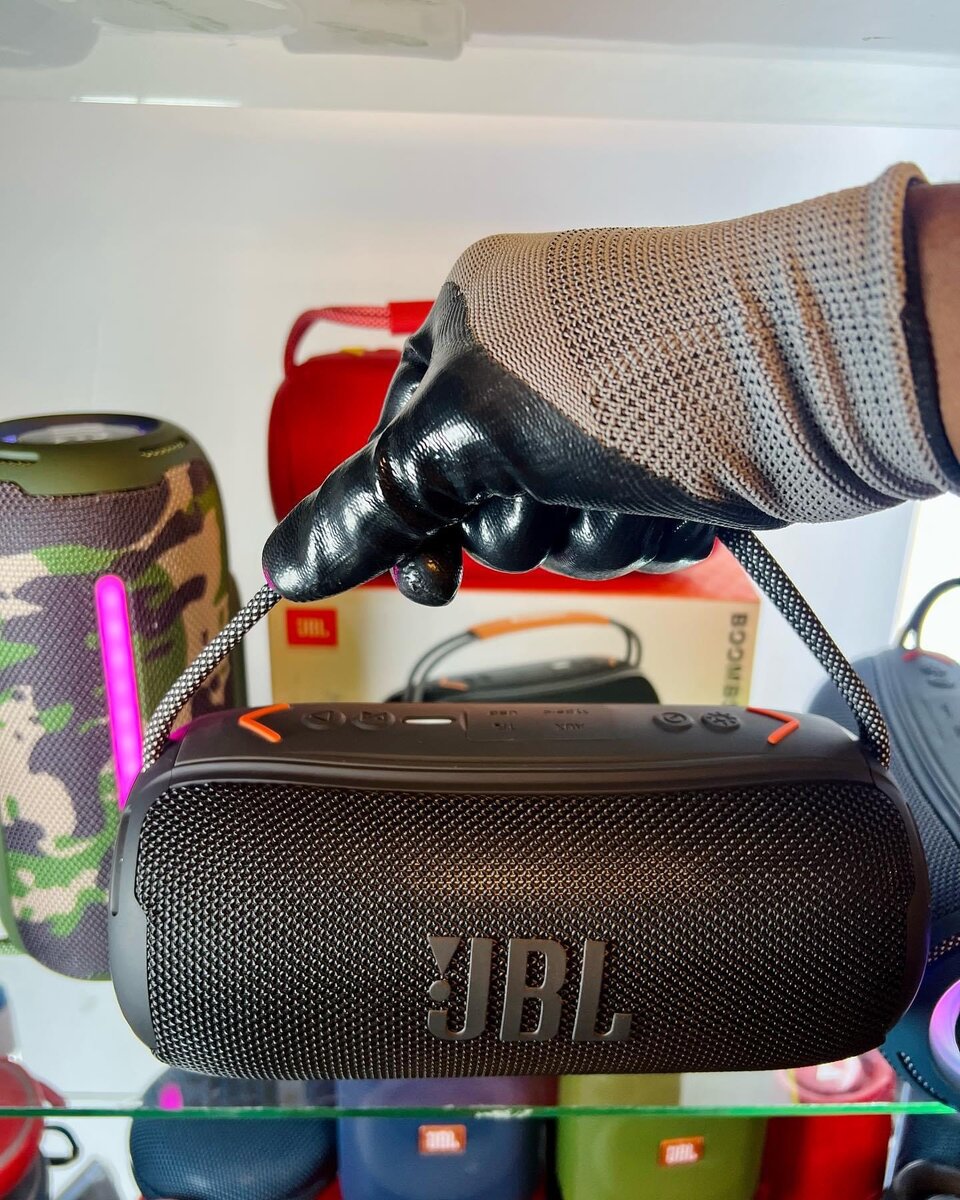 JBL boombox x360