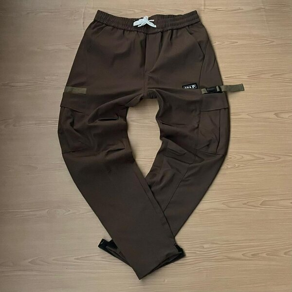 Baggy side pocket