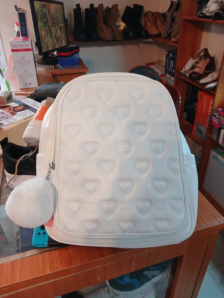 Sac à dos blanc mignon