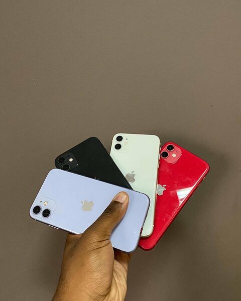  iPhone 11 64gb,used, in excellent condition