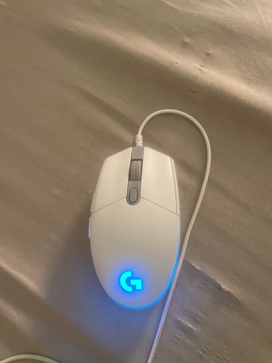 Logitech g102