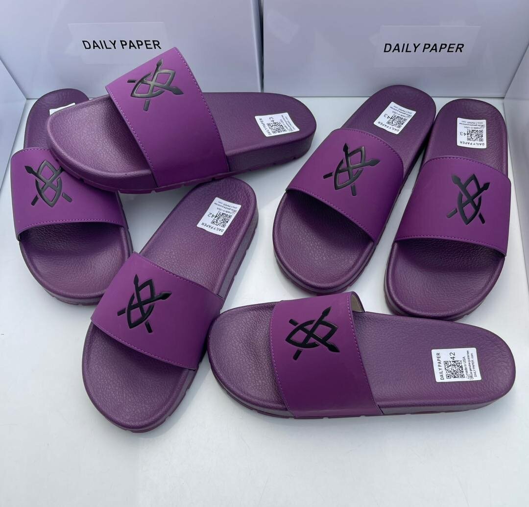 ORIGINAL LEVIS SLIDES