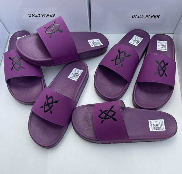 ORIGINAL LEVIS SLIDES