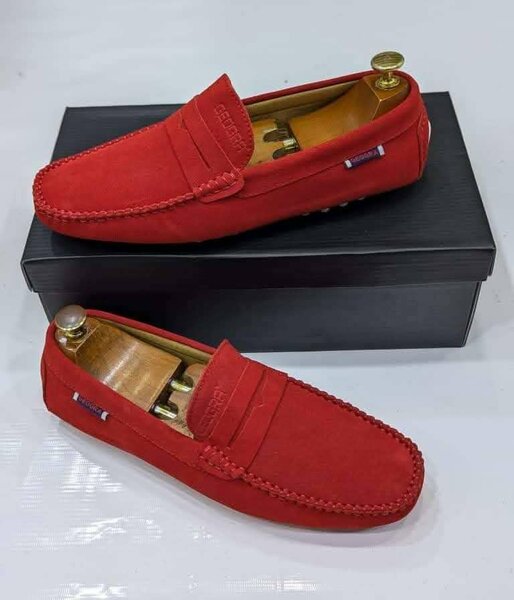 Mocassins rouges élégants