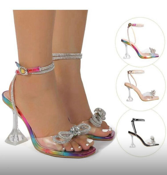 Talon noir et transparent