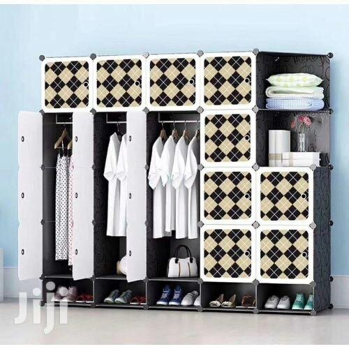 20 cubes wadrobe