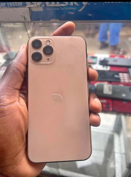 iPhone 11 Pro 64g propre