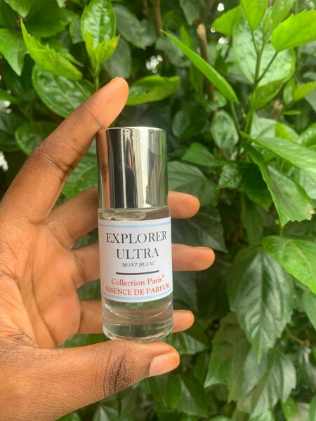 Essence Explorer Ultra Blue