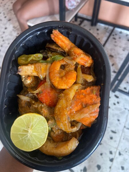 Cocktail de Fruits de Mer Épicé