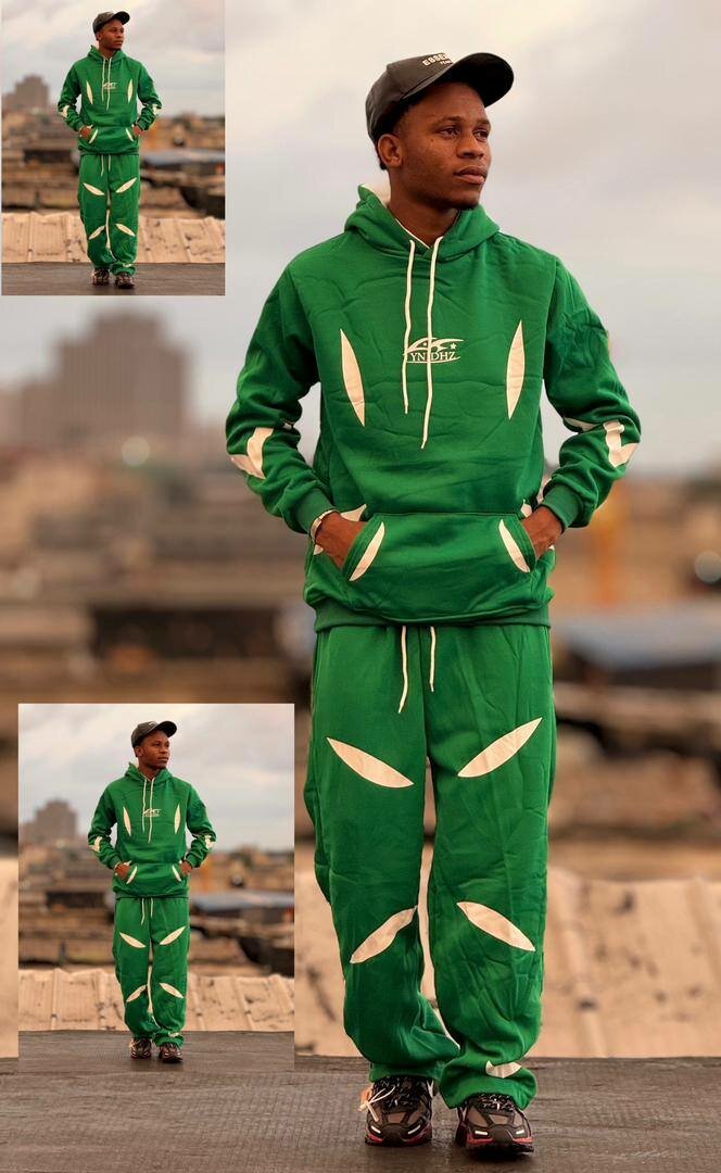 Ensemble de survêtement moderne