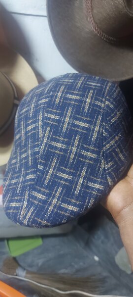 Casquette élégante tweed