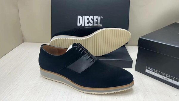 Paire DIESEL en daim