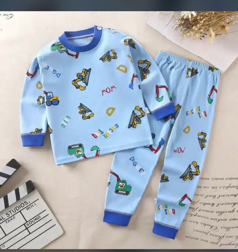 Kids sleepwear and pyjamas