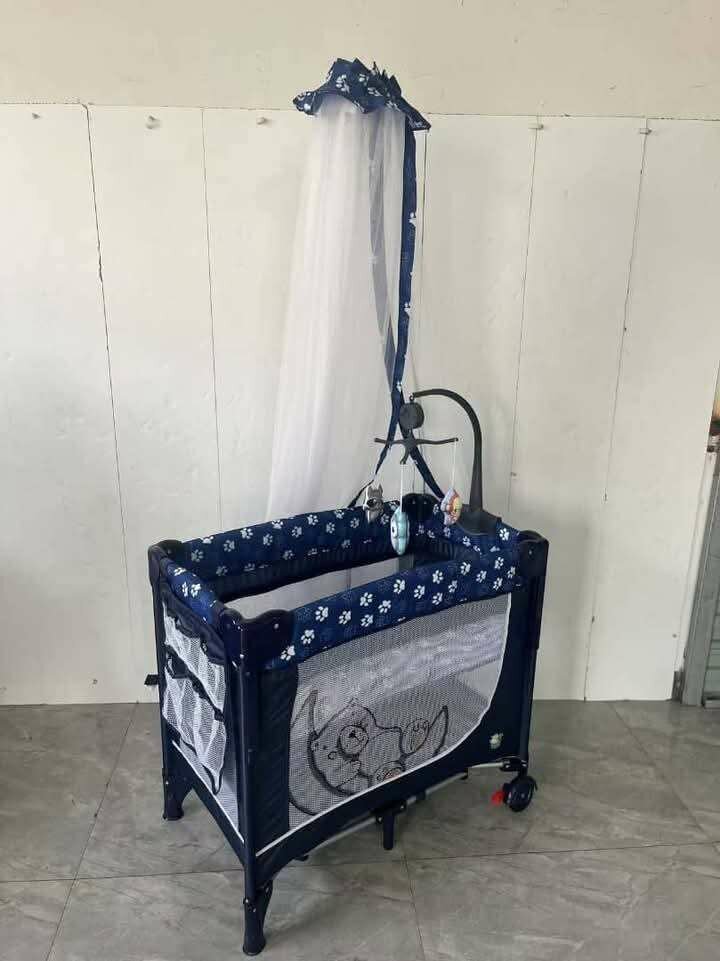 Lit Parapluie Bébé avec Baldaquin