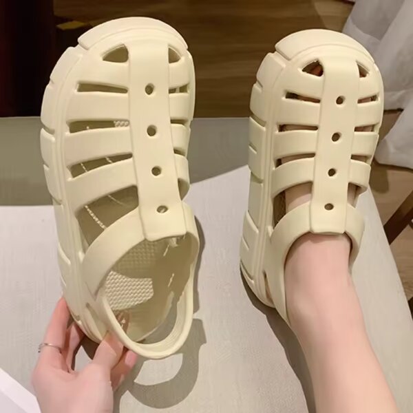 Simple Thick Sole Beach Sandal