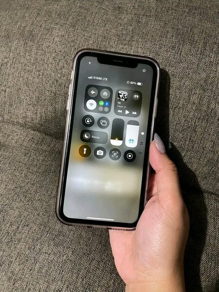 iPhone avec écran tactile
