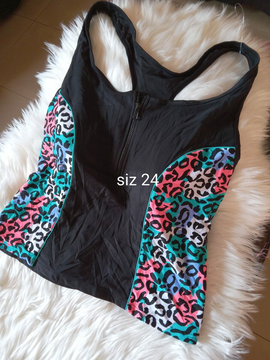 Women's two-piece swimsuit