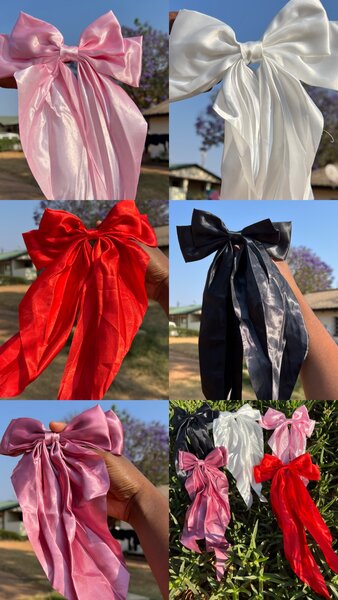 Bow hair clips