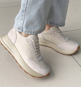 кроссовки  кожанные