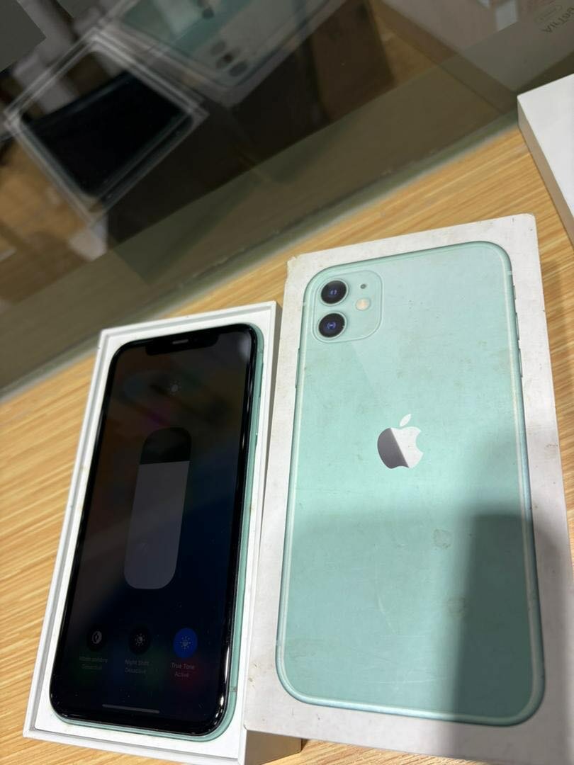 iphone 11 64giga état 10/10