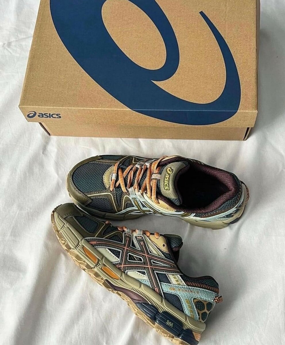 ASICS CLASSIC SNEAKER