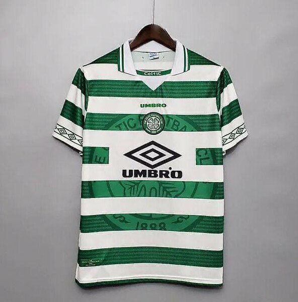 Maillot de football rétro Umbro