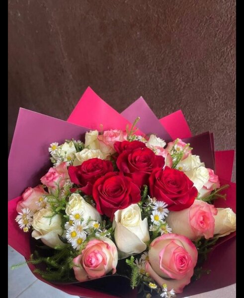 Bouquet de roses éclatantes