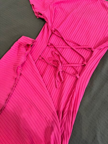 Платье почти новая