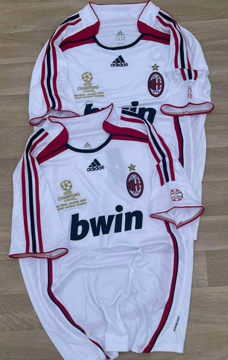 Maillots de football rétro clubs