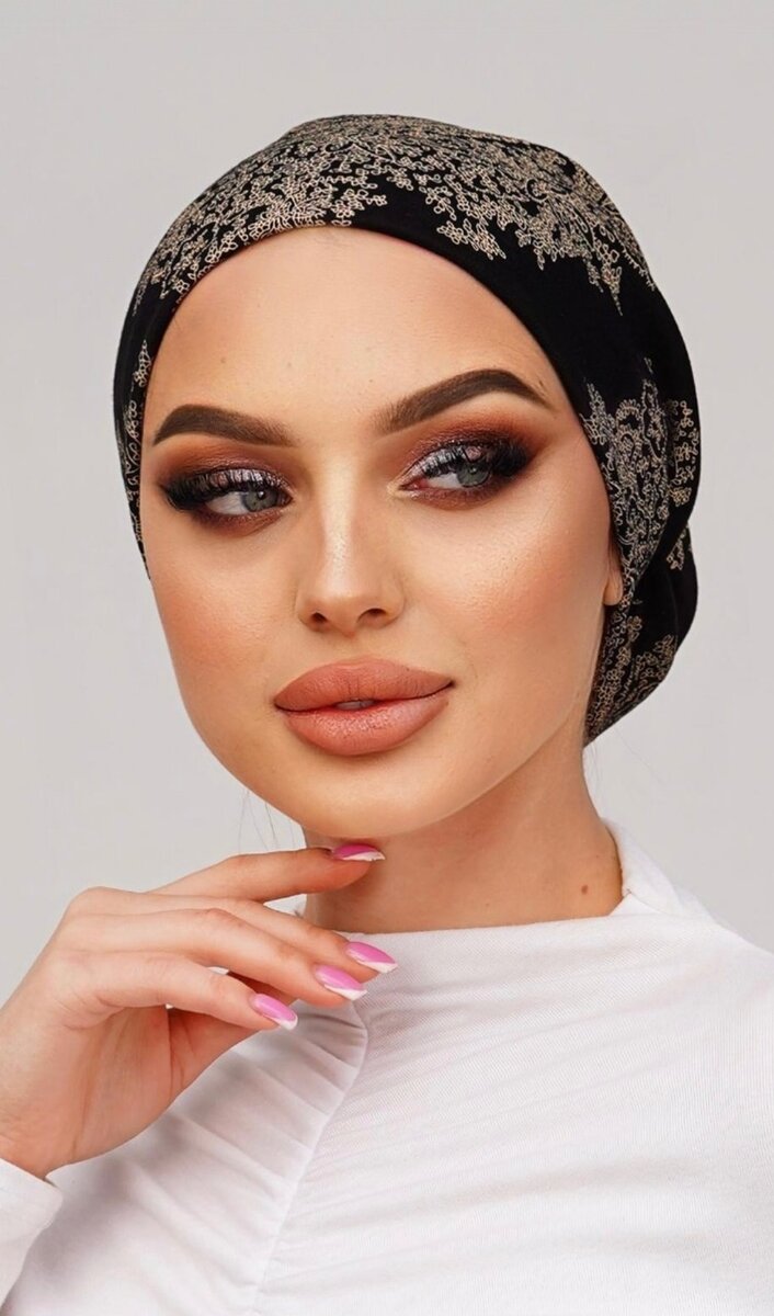 Платки. Готовые платки на резинке