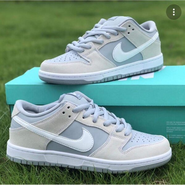 Baskets basses en daim gris