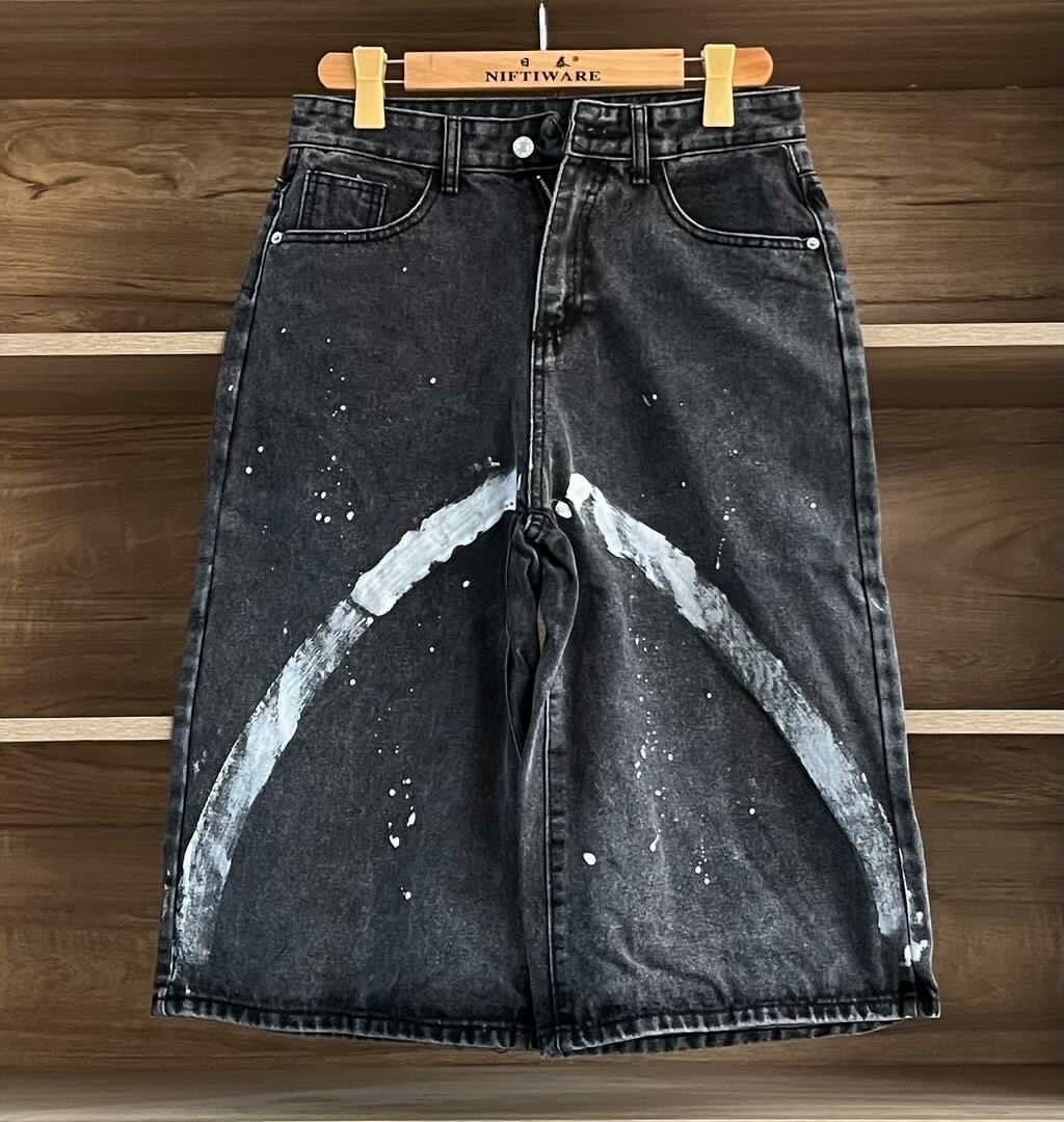 3 QUARTERS BAGGY SHORTS