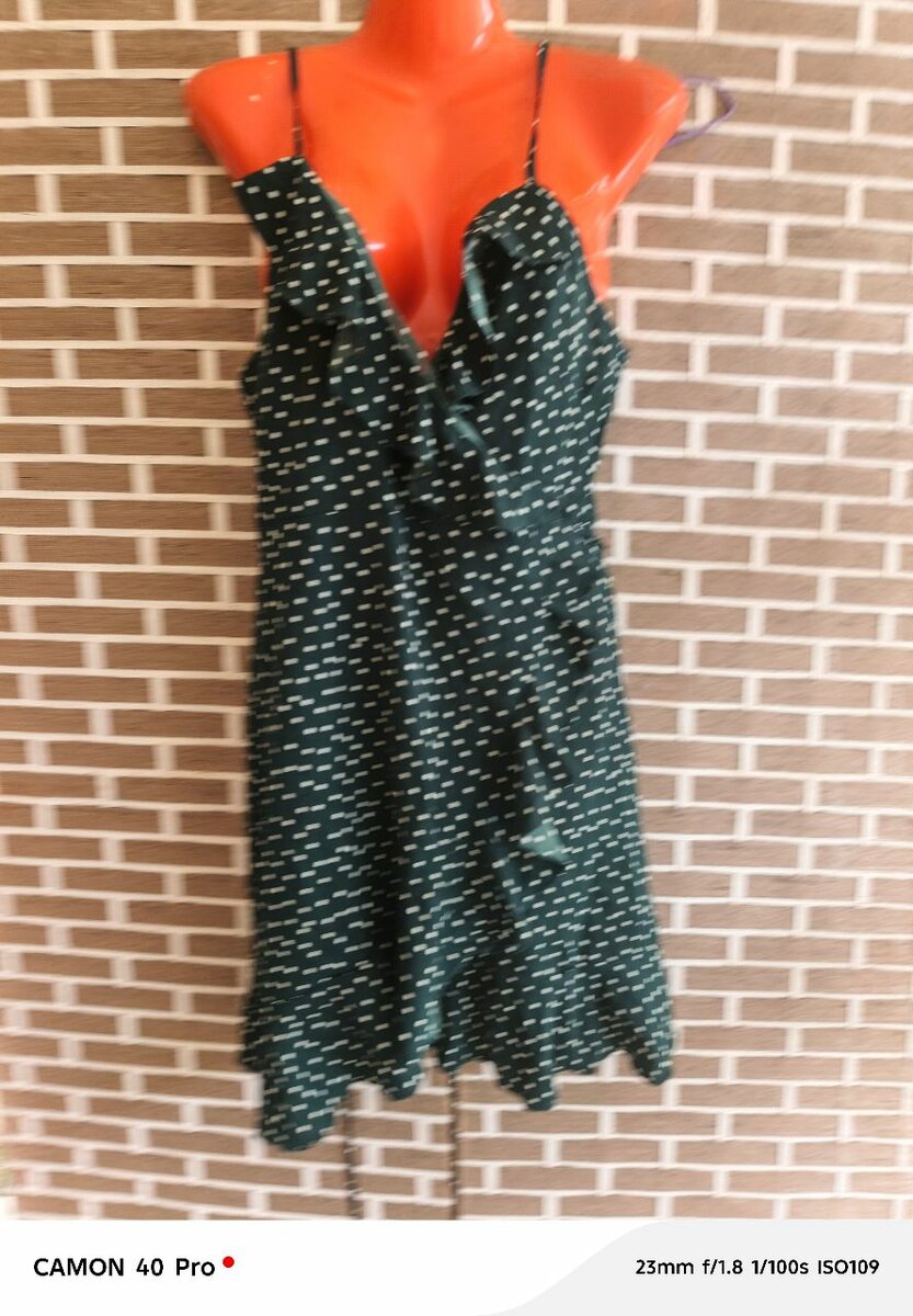Robe d'été à pois verte