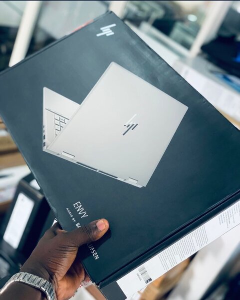 ORIGINALLY CERTIFIED HP ENVY CONVERTIBLE LAPTOP