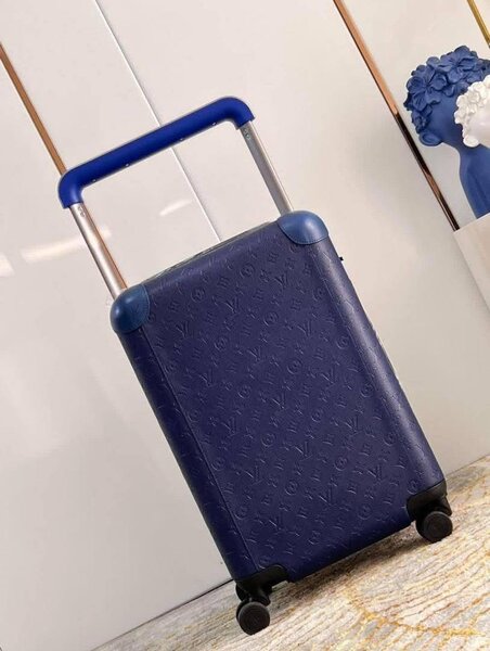 Valise à roulettes élégante