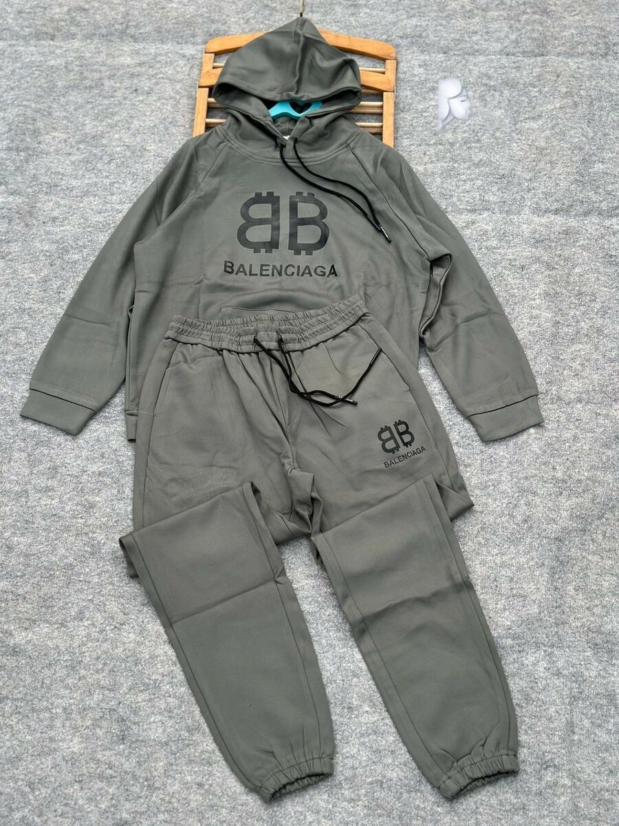 Ensemble de survêtement Balenciaga