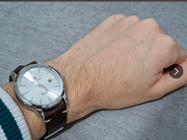 Montre classique en cuir marron