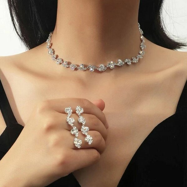 Zircon Silver Neckline with earings