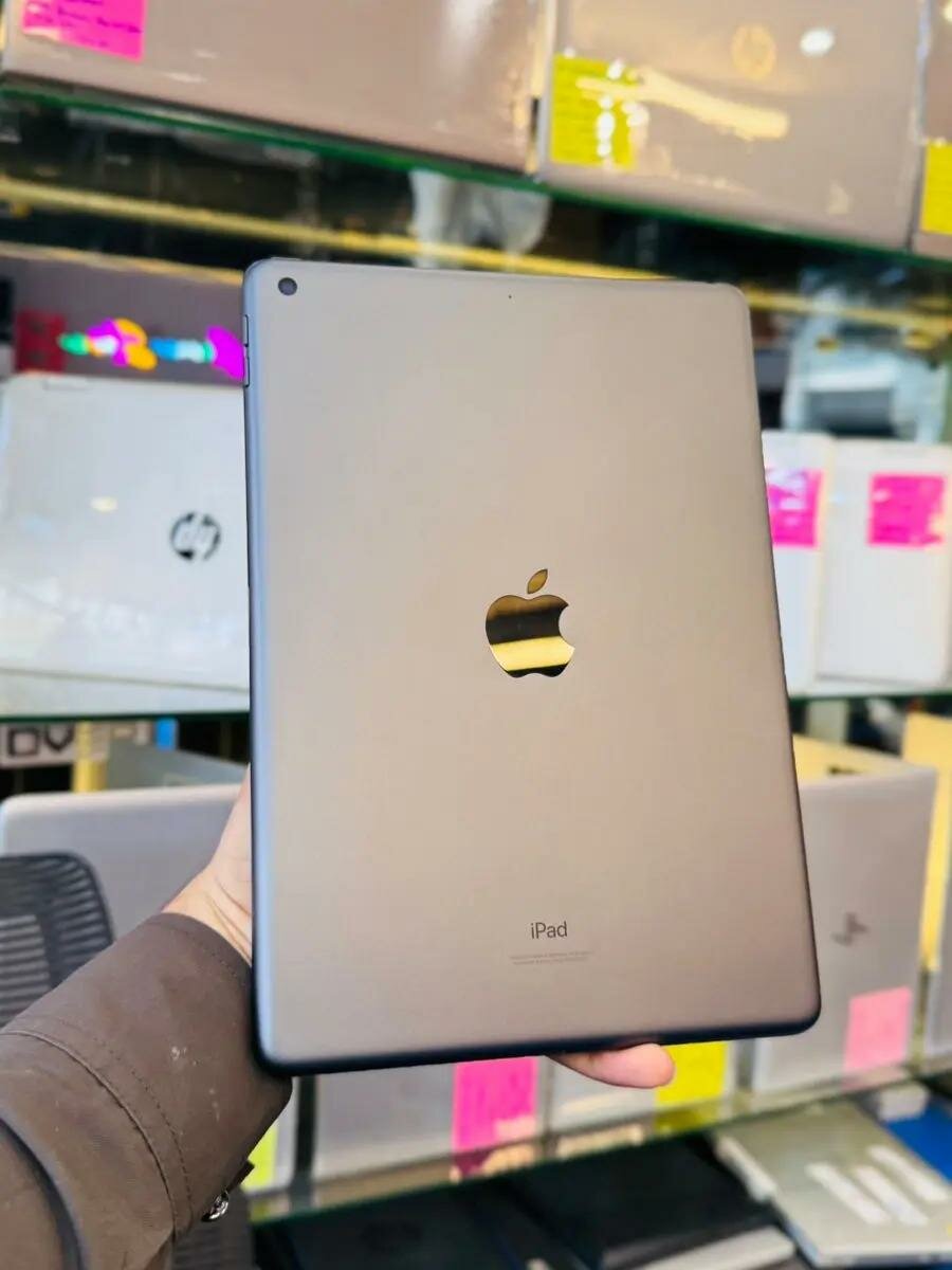 iPad Apple 10.2 pouces Wi-Fi